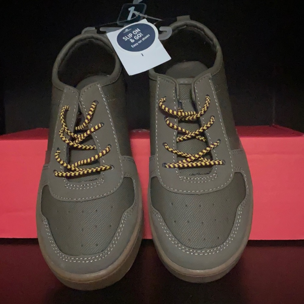 Boys Carter’s Slip On Sneakers Size 1
